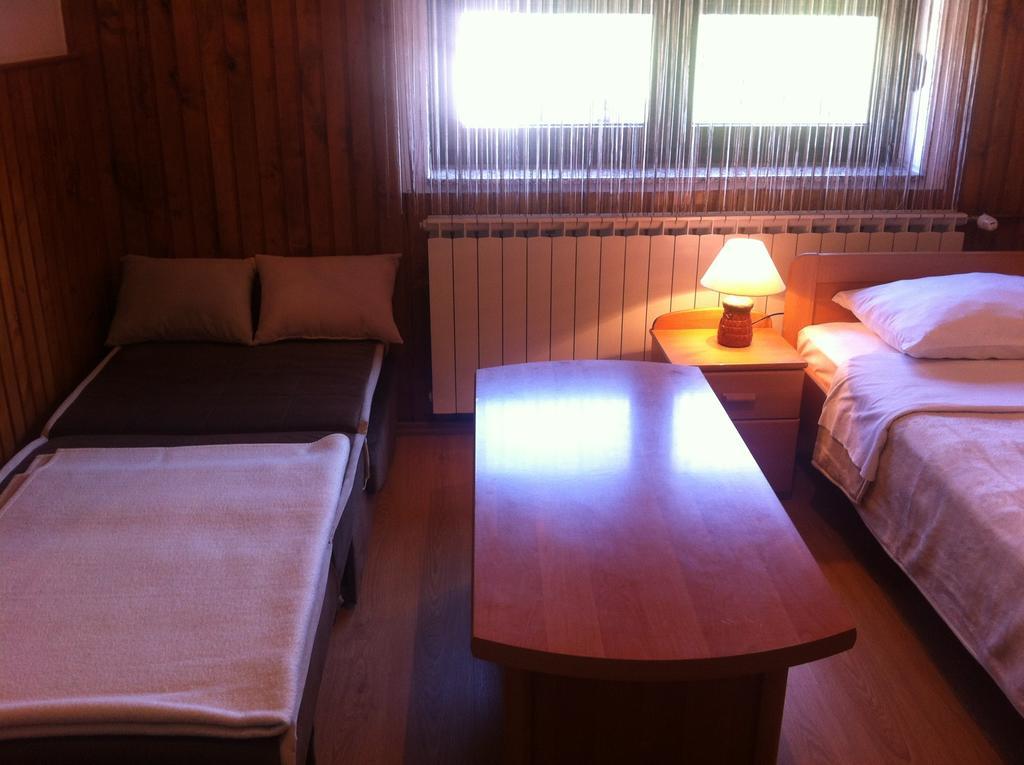 House Pribic Hotel Vrelo Korenicko Room photo